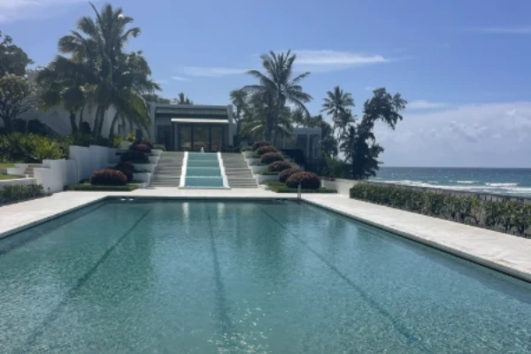 Swimming Pool Cleaning Service